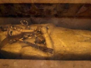 Φωτογραφία για Αίγυπτος: Πιθανή η ύπαρξη θαλάμων στον τάφο του Τουταγχαμών