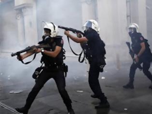 Φωτογραφία για 300.000 Τούρκοι αστυνομικοί βγήκαν στους δρόμους για να μην....