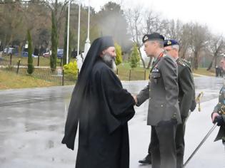 Φωτογραφία για Ο Μητροπολίτης Λαγκαδά στην αλλαγή διοικητή της 34 ΜΚ ΤΑΞ