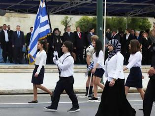 Φωτογραφία για Η Παρέλαση της βιτρίνας