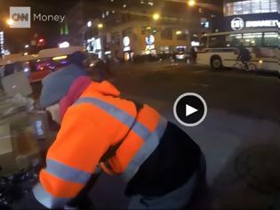 Φωτογραφία για Δεν φαντάζεστε πόσα λεφτά βγάζει ένας σκουπιδιάρης στη Νέα Υόρκη