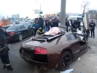 Φωτογραφία για Τροχαίο με Lamborghini στην Μόσχα την Παρασκευή που σοκάρει - [ΠΡΟΣΟΧΗ σκληρές εικόνες στο Video]