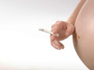 Φωτογραφία για Το τσιγάρο της εγκύου αλλάζει το DNA του μωρού