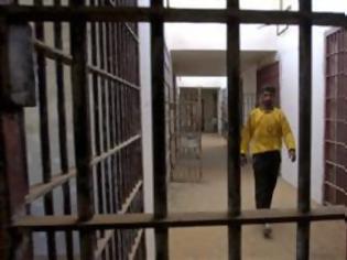 Φωτογραφία για Από υπόγεια φυλακή οι ιρακινές δυνάμεις απελευθέρωσαν 1500 φυλακισμένους του ΙΚ