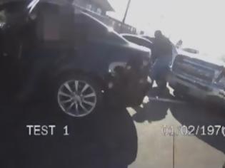 Φωτογραφία για Βίντεο-σοκ: Αστυνομικός πυροβολεί 9 φορές συνάδελφο του γιατί... [video]