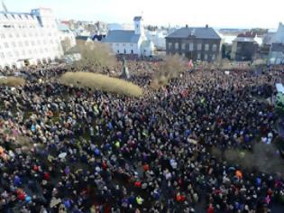 Φωτογραφία για Ισλανδία: Χιλιάδες πολίτες στους δρόμους ζητούν εκλογές