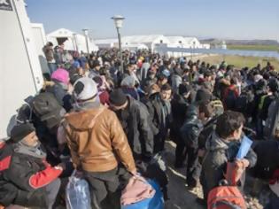Φωτογραφία για Αποκάλυψη: Αυτοί είναι οι Αλληλέγγυοι που ξεσηκώνουν τους πρόσφυγες και τους μετανάστες... [video]