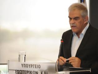 Φωτογραφία για Τόσκας: Οι Έλληνες έχουν νιώσει το προσφυγικό μόνο μέσα από την τηλεόραση...