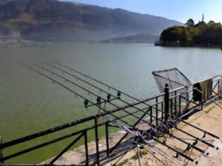 Φωτογραφία για Σύσκεψη με αφορμή την έναρξη απαγόρευσης της αλιείας στη λίμνη Παμβώτιδα