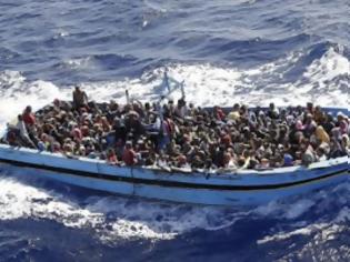 Φωτογραφία για Ξανά τάφος προσφύγων και μεταναστών η Μεσόγειος - Ναυάγιο στα ανοιχτά της Ιταλίας