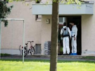 Φωτογραφία για Σοκ στη Γερμανία: Μητέρα κρατούσε φυλακισμένη την κόρη της γιατί...