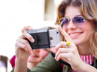 Φωτογραφία για Pictar: Το κάλυμμα που μετατρέψει το iphone σας σε επαγγελματική κάμερα
