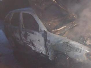 Φωτογραφία για Φωτιά κατέστρεψε αυτοκίνητο στη Φθιώτιδα [photos]