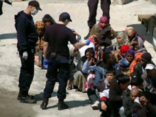 Φωτογραφία για Επικίνδυνη η κατάσταση στη Χίο με τους πρόσφυγες και τους μετανάστες