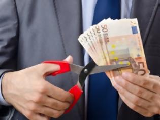 Φωτογραφία για Μείωση ΣΟΚ στους μισθούς από Ιούνιο: Ποιοι χάνουν έως 420 ευρώ – Παραδείγματα