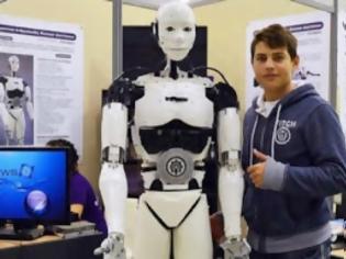 Φωτογραφία για Θεσσαλονίκη: Η περιπέτεια του 15χρονου μαθητή από την Καβάλα που κατασκευάζει ρομπότ