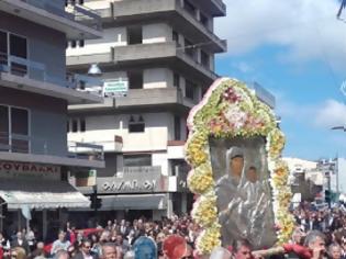 Φωτογραφία για Πύργος: Με λαμπρότητα έγινε η Λιτανεία της Θαυματουργής Εικόνας της Παναγίας