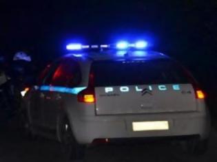 Φωτογραφία για Καταδίωξη δύο γυναικών στην Πατρών - Κορίνθου: Έκλεψαν, πάτησαν τον ιδιοκτήτη με το αυτοκίνητό τους και εξαφανίστηκαν