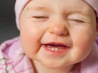 Φωτογραφία για Τα πρώτα δόντια του παιδιού! Πότε βγαίνουν και πώς τα φροντίζουμε