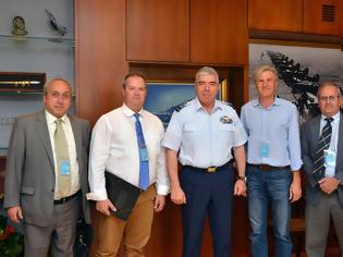 Φωτογραφία για Συνάντηση Αρχηγού ΓΕΑ με την Ελληνική Αεραθλητική Ομοσπονδία