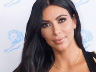 Φωτογραφία για Δείτε πώς εμφανίστηκε η Kim Kardashian στις Κάννες! [photos]