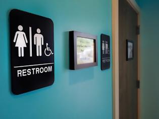 Φωτογραφία για Γιατί υπάρχουν αντρικές και γυναικείες τουαλέτες;