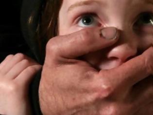 Φωτογραφία για ΣΟΚ: Αρχιμανδρίτης παρενοχλούσε 5χρονο