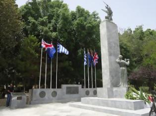 Φωτογραφία για Η Κρήτη τιμά τους ήρωες της Μάχης της Κρήτης - Κατάθεση στεφάνων στο μνημείο της Μάχης Κρήτης στο Ηράκλειο