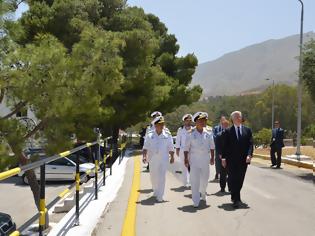 Φωτογραφία για Επίσκεψη Υπουργού Άμυνας Ηνωμένου Βασιλείου στο Ναύσταθμο Κρήτης