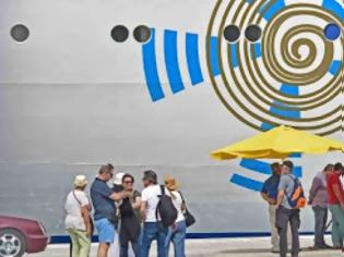 Φωτογραφία για Τούρκοι τουρίστες από το κρουαζιερόπλοιο Celestyal Nefeli στο Ναύπλιο