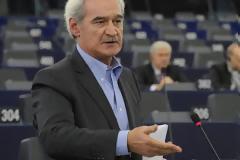 Ομιλία-παρέμβαση του Νίκου Χουντή στην Ολομέλεια του Ευρωπαϊκού Κοινοβουλίου, με θέμα την κρίση στο γαλακτοκομικό τομέα