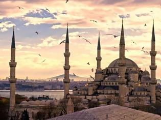Φωτογραφία για Σαν σήμερα η Κωνσταντινούπολη «πέφτει» στα χέρια των Οθωμανών Τούρκων.