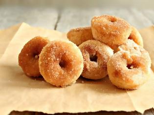 Φωτογραφία για Σπιτικά donuts με χαμηλά λιπαρά!