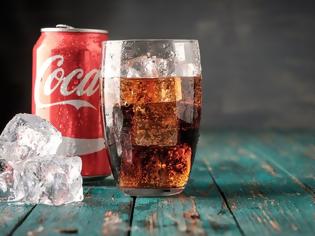Φωτογραφία για Να τι περιέχει ένα ποτήρι Coca - Cola