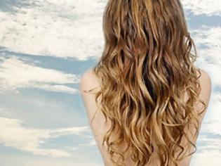 Φωτογραφία για Φτιάξτε μόνες σας σπρέι μαλλιών για look παραλίας!
