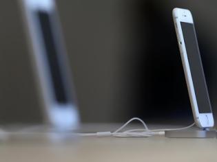 Φωτογραφία για Η Apple ετοιμάζει “Γυάλινο” iPhone;