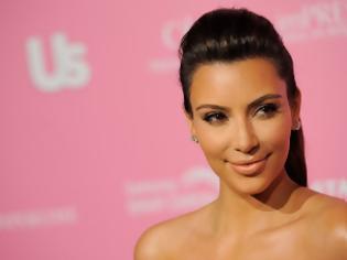 Φωτογραφία για Αδυνάτισε η Kim Kardashian και βγήκε έξω με βερμούδα... [photos]