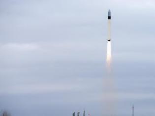 Φωτογραφία για Η Μόσχα εκτόξευσε με επιτυχία έναν στρατιωτικό δορυφόρο