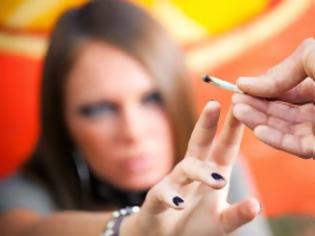 Φωτογραφία για Έρευνα - σοκ: Ποιο είναι το ποσοστό των μαθητών που έχουν ξεκινήσει το τσιγάρο;
