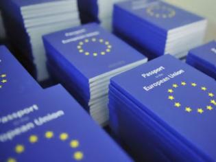 Φωτογραφία για Προσεχώς το Διαβατήριο Υπηρεσιών της ΕΕ για όσους δουλεύουν σε άλλες κράτη μέλη