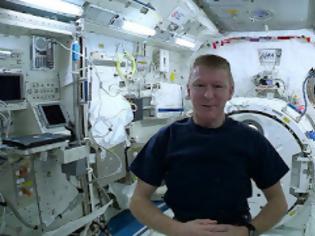 Φωτογραφία για Γιατί δεν παθαίνουν ναυτία οι αστροναύτες [video]