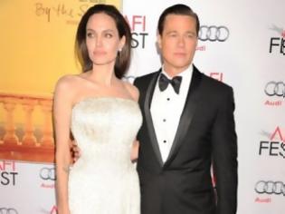 Φωτογραφία για Η Angelina Jolie ξεπουλάει την περιουσία τους. Τι συμβαίνει με το ζευγάρι;