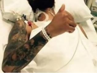 Φωτογραφία για Η φωτογραφία παίκτη του «Χ FACTOR» μέσα από το νοσοκομείο - Υποβλήθηκε σε εγχείρηση καρδιάς! Tι έγραψε ο ίδιος στο facebook [photos]
