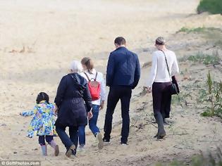 Φωτογραφία για Η Taylor Swift γνώρισε την οικογένεια του Tom Hiddleston [photos]