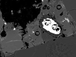 Φωτογραφία για Οπάλιο σε μετεωρίτη ενισχύει τη θεωρία για διαστημική προέλευση του νερού...