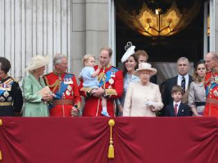 Φωτογραφία για Θα πάθετε πλάκα! Πόσο κοστίζει η Βασιλική Οικογένεια στο Βρετανικό λαό;