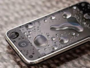 Φωτογραφία για Πως να σώσεις το κινητό σου που έπεσε στο νερό!