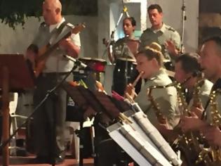 Φωτογραφία για Η ''Big Band'' της Στρατιωτικής Μουσικής Φρουράς Αθηνών στον Δήμο Αχαρνών