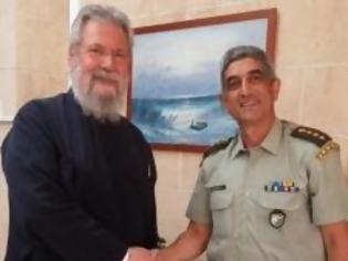 Φωτογραφία για Συνάντηση Αρχιεπισκόπου Κύπρου με τον Διοικητή της ΕΛΔΥΚ
