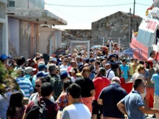 Φωτογραφία για Φιάσκο η απόπειρα εισόδου εκατοντάδων Τούρκων επισκεπτών στη Χίο [video]
